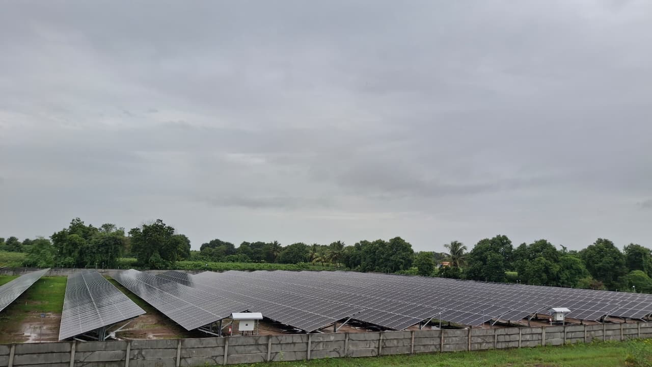 Solar energy infrastructure at the Groups manufacturing premises reflecting its focus on building a more conscious and sustainability led diamond ecosystem. 1